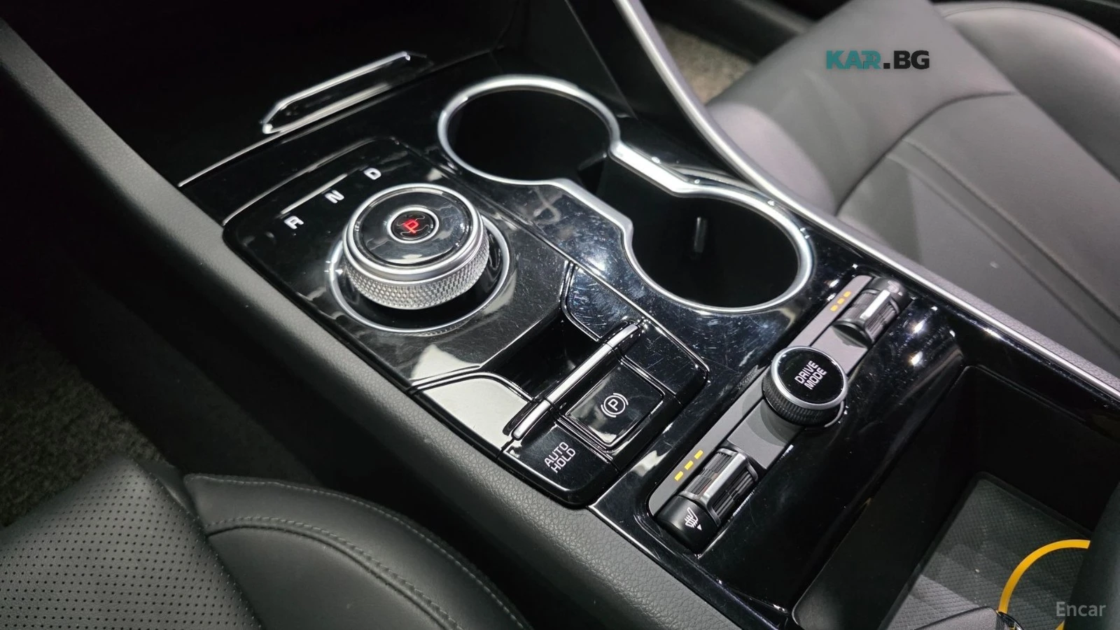 Kia K5 LPI | DRIVE WISE | ACCIDENT FREE, снимка 9 - Автомобили и джипове - 56079466