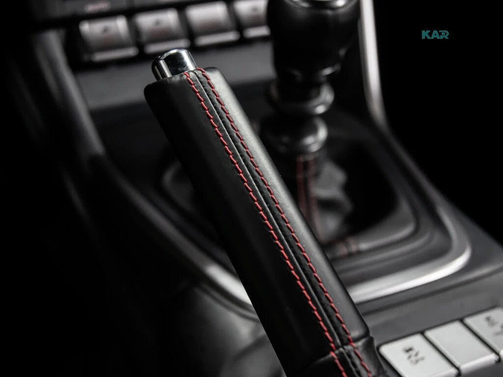 Subaru BRZ Sport-tech * RWD * АвтоКредит * (ЦЕНА ДО БГ), снимка 15 - Автомобили и джипове - 56121045