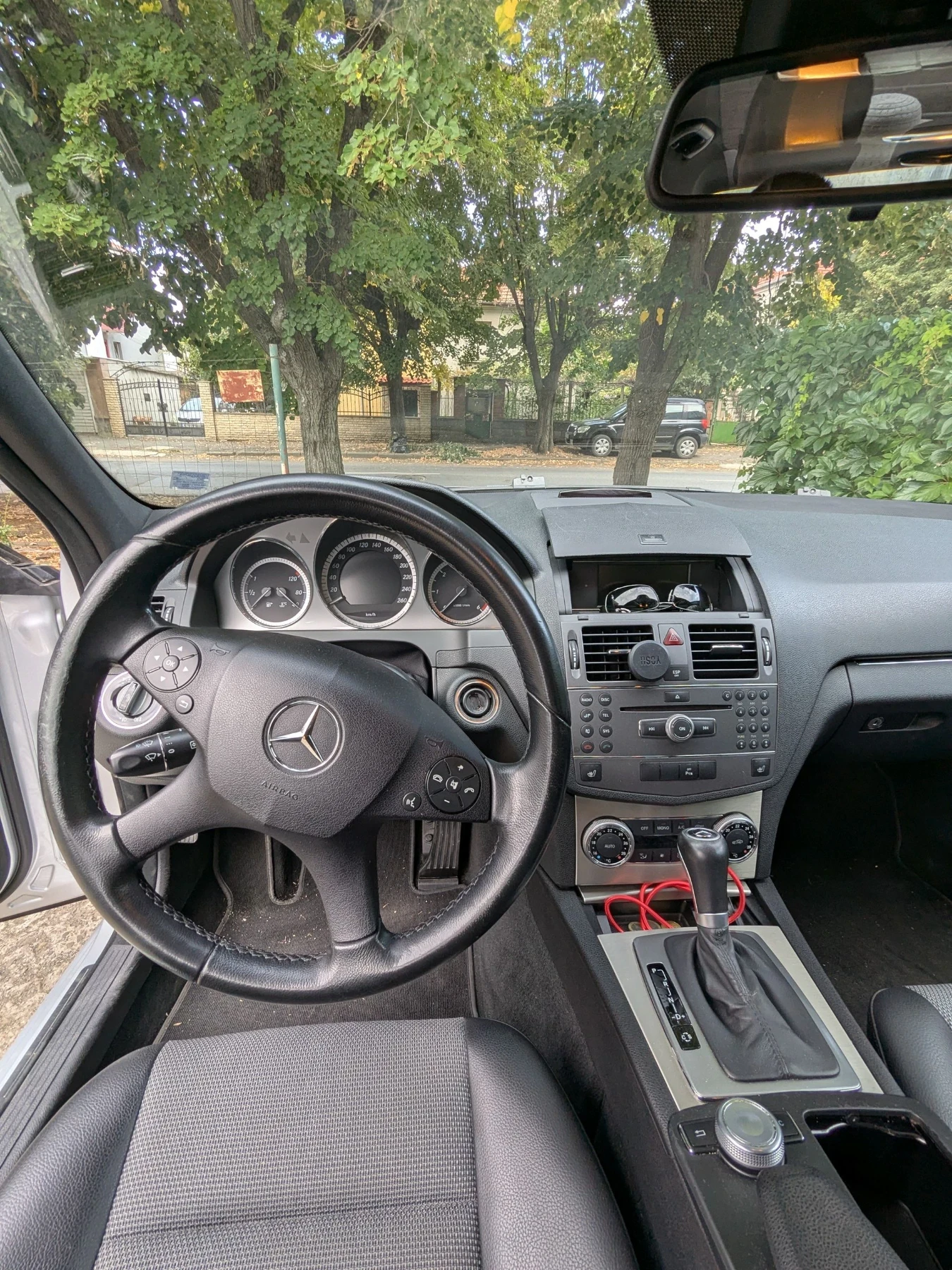 Mercedes-Benz C 250, снимка 7 - Автомобили и джипове - 56171237