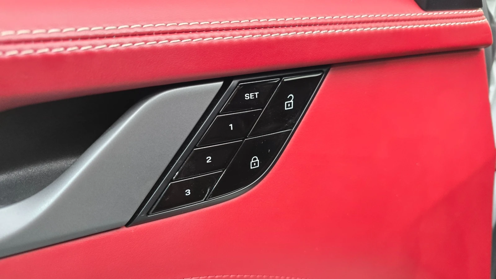Porsche 911 Carrera S | 3.0 Turbo, снимка 16 - Автомобили и джипове - 56174807