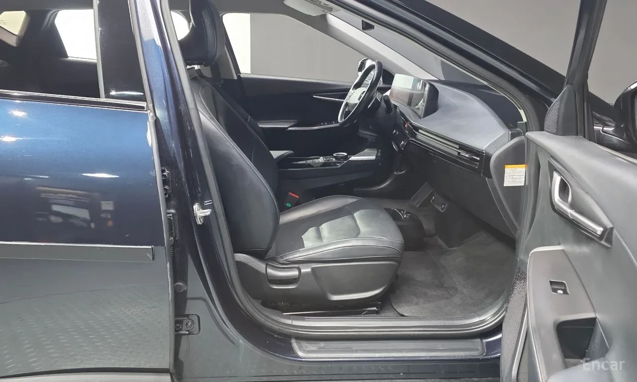 Kia EV6 Air 4WD, снимка 16 - Автомобили и джипове - 56411365