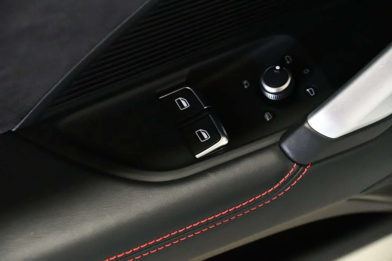 Audi Tt Black optics / Rare / Bas km / Decapotable / Exclu | Mobile.bg � ����������� 10