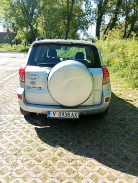 Toyota Rav4 2.2, снимка 2