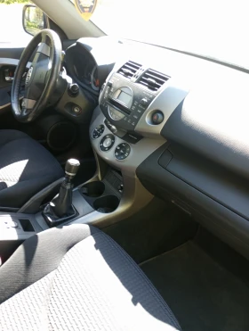 Toyota Rav4 2.2, снимка 13