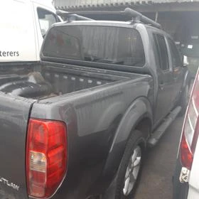 Nissan Navara 2.5/3.0V6  | Mobile.bg    12