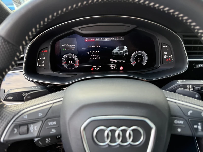 Audi Q7 OFFROAD пакет+ S-Line+ + Matrix+ Панорама+ Печка, снимка 15 - Автомобили и джипове - 50873444
