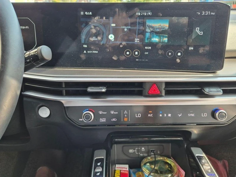 Kia Sorento Gasoline 2.5T 2WD Noblesse, снимка 10 - Автомобили и джипове - 52109352