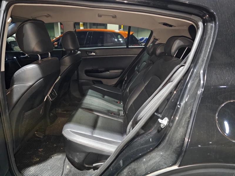 Kia Sportage  ОЧАКВАН ВНОС-СУПЕР СЪСТОЯНИЕ-ГАРАНЦИЯ!, снимка 10 - Автомобили и джипове - 52523251