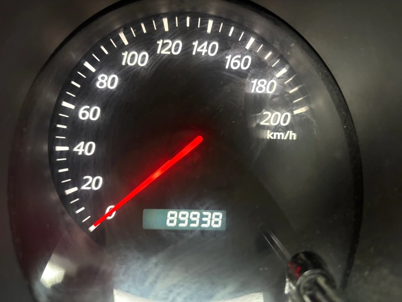 Suzuki Grand vitara 1.6 i , снимка 8 - Автомобили и джипове - 52723166