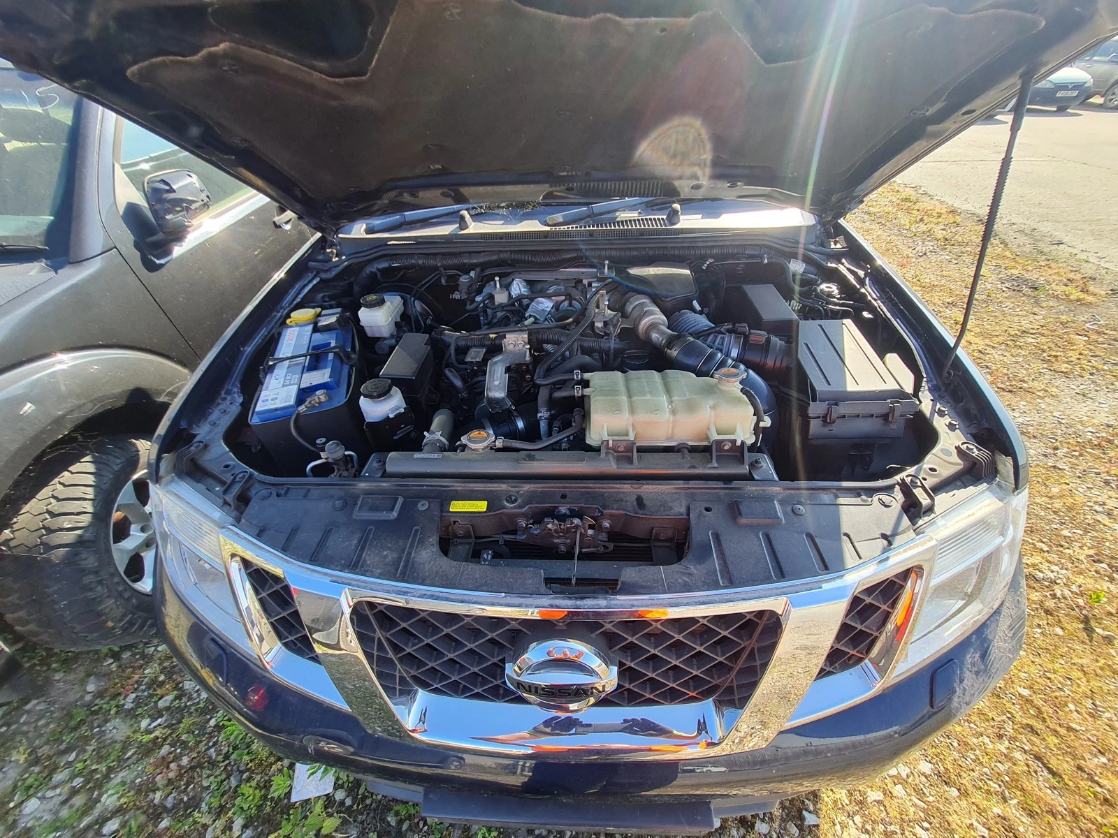 Nissan Navara 2.5/3.0V6 ЧАСТИ, снимка 1