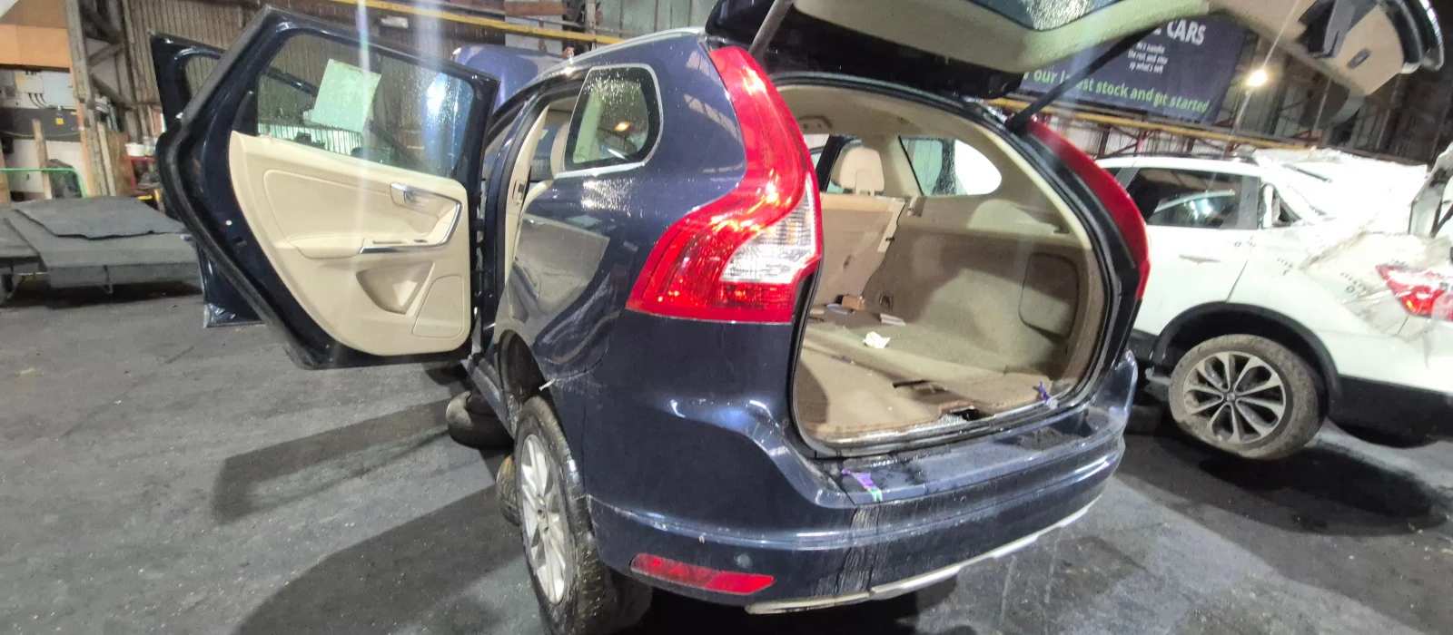 Volvo XC60 2.4D5ЧАСТИ  | Mobile.bg — изображение 13