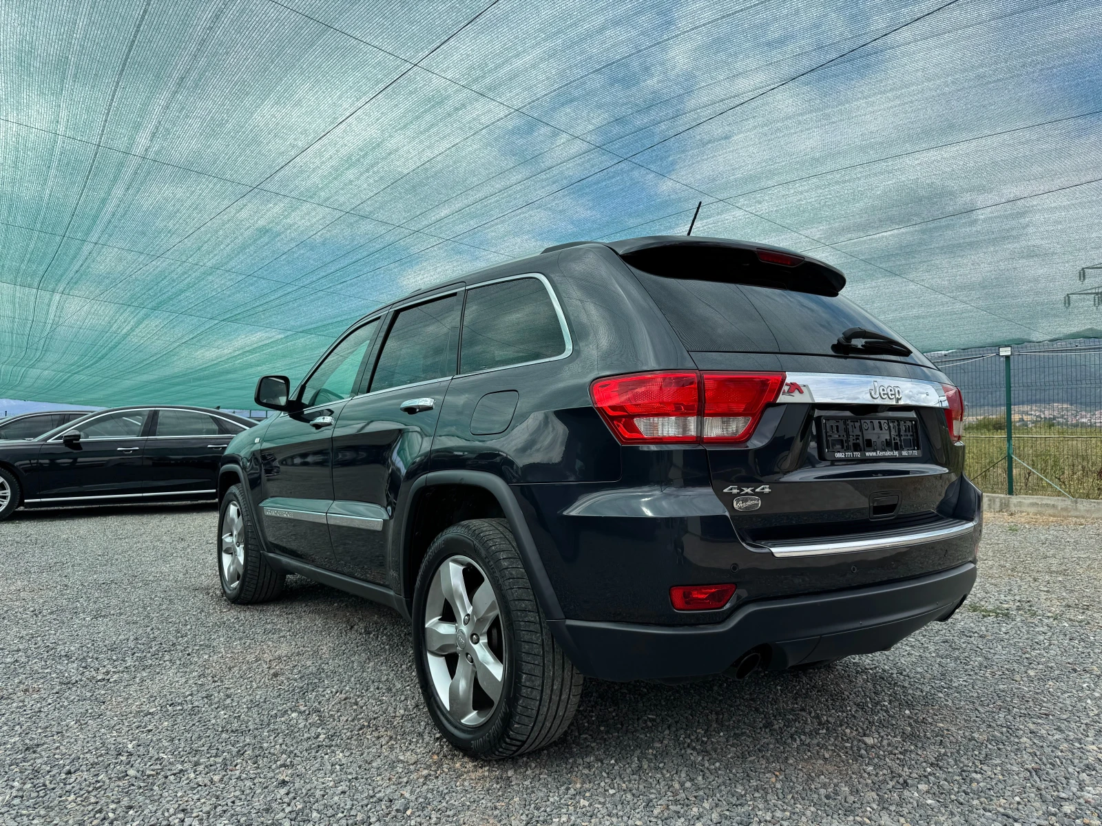 Jeep Grand cherokee * 5.7* HEMI* 4X4*  - изображение 4