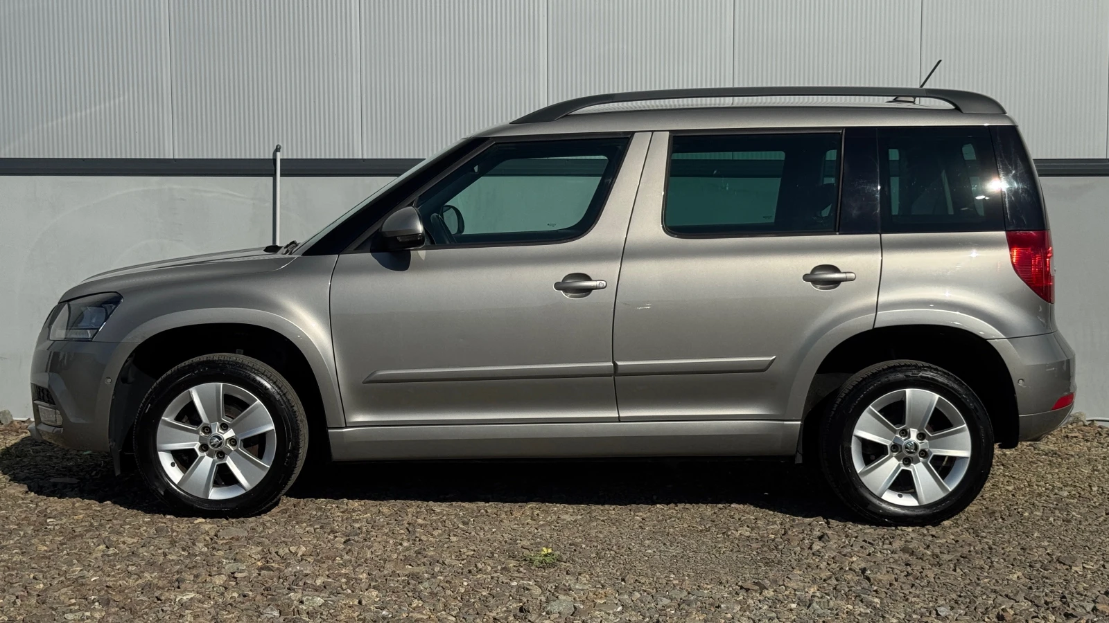 Skoda Yeti 1.6 TDI GREENLINE 🇮🇹 - изображение 8