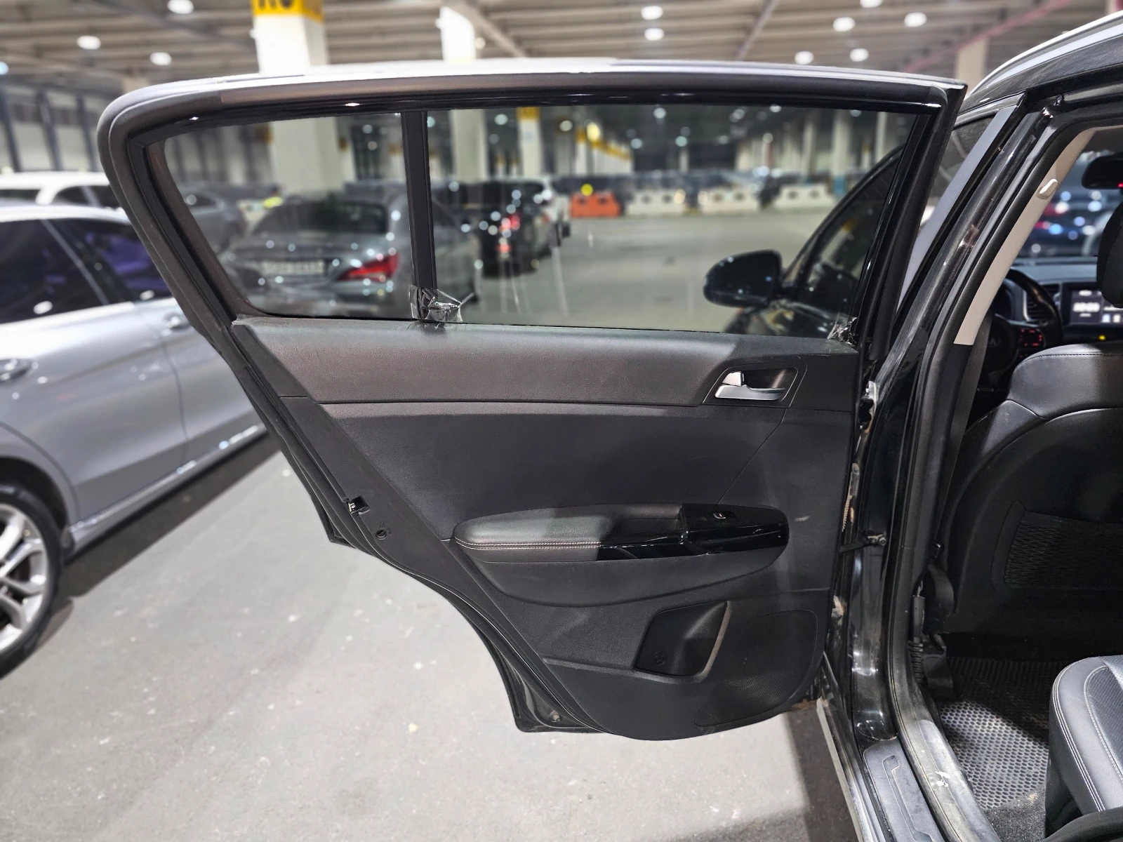 Kia Sportage   - -! | Mobile.bg   11