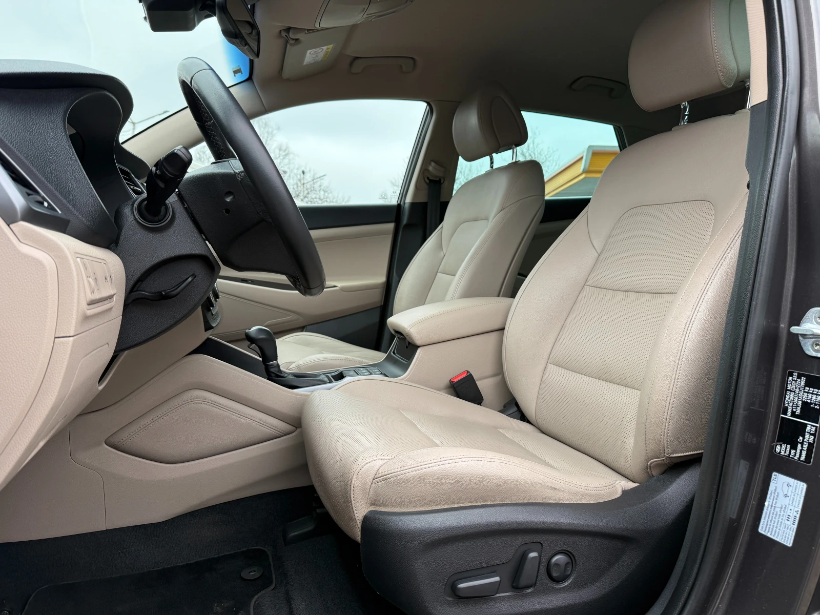 Hyundai Tucson 2.0CRDI-4X4-X Possible-автоматик-кожа-подгрев-нави - изображение 10