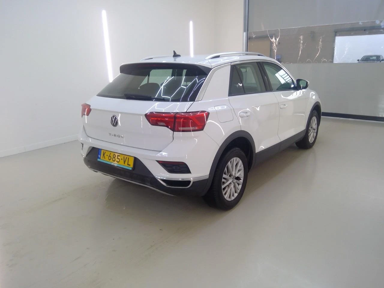 VW T-Roc 1.0 TSI Style Business, снимка 2 - Автомобили и джипове - 54216708