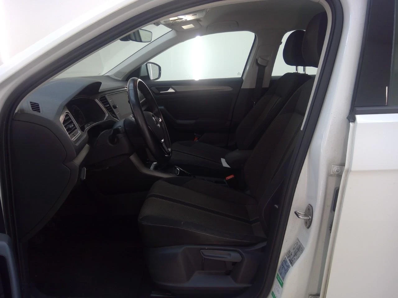 VW T-Roc 1.0 TSI Style Business, снимка 7 - Автомобили и джипове - 54216708