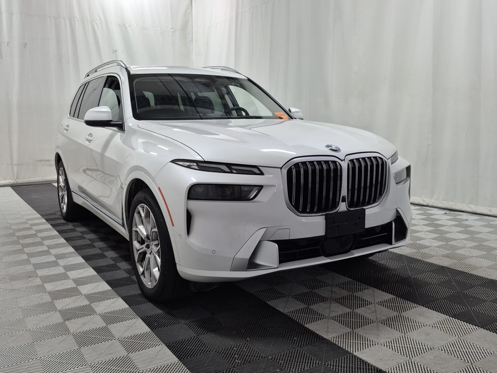 BMW X7 xDrive40i, снимка 2 - Автомобили и джипове - 54427493