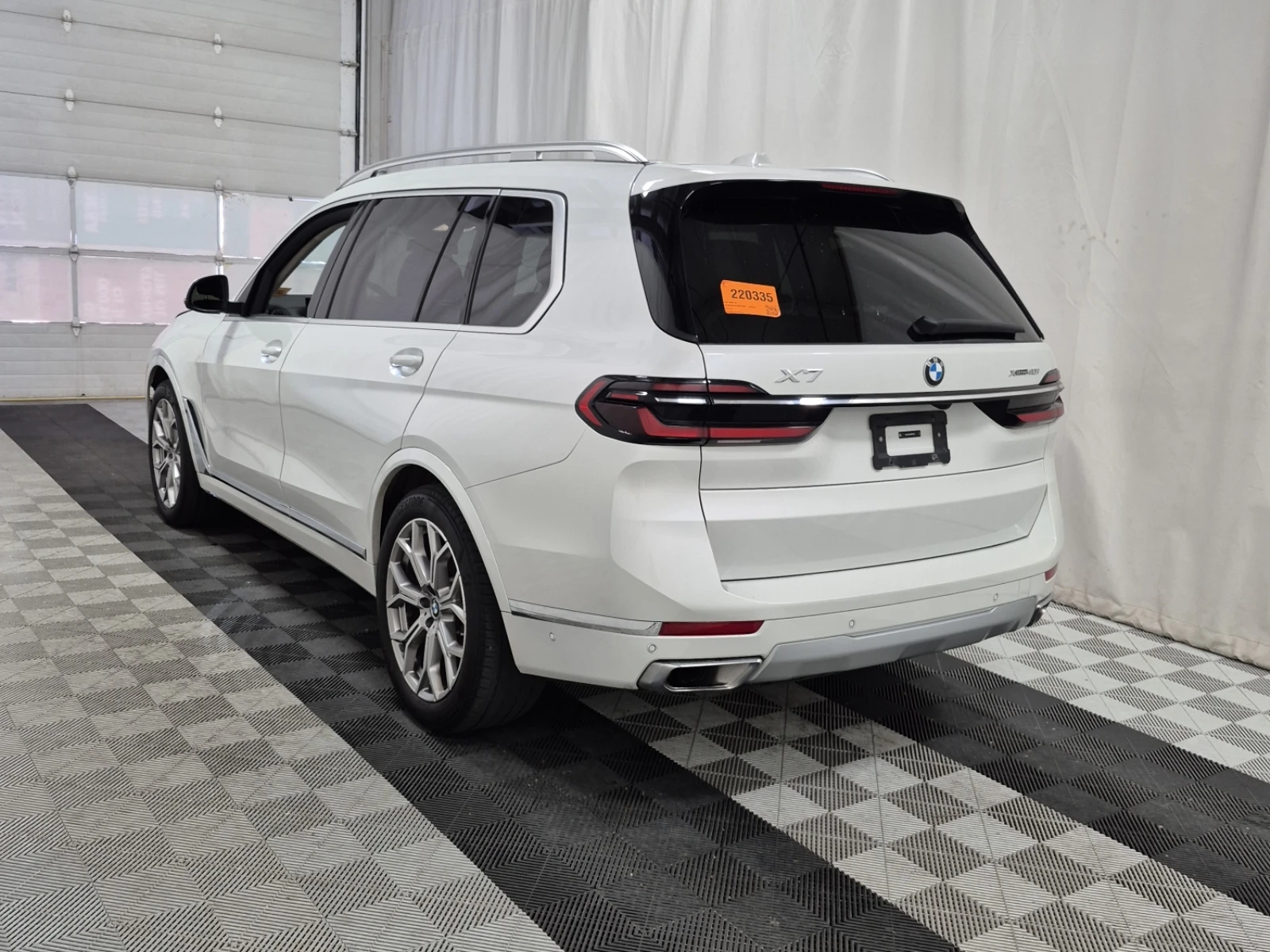 BMW X7 xDrive40i, снимка 5 - Автомобили и джипове - 54427493
