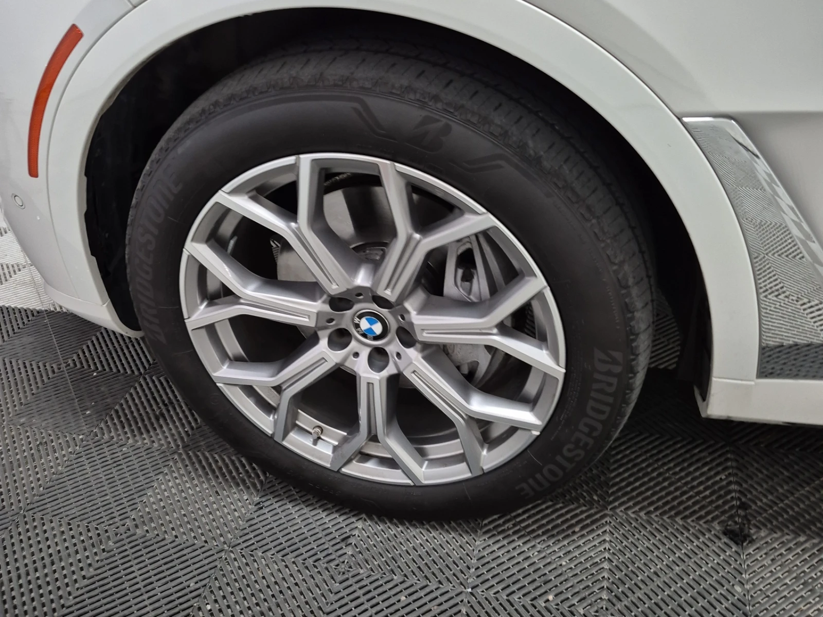 BMW X7 xDrive40i, снимка 7 - Автомобили и джипове - 54427493