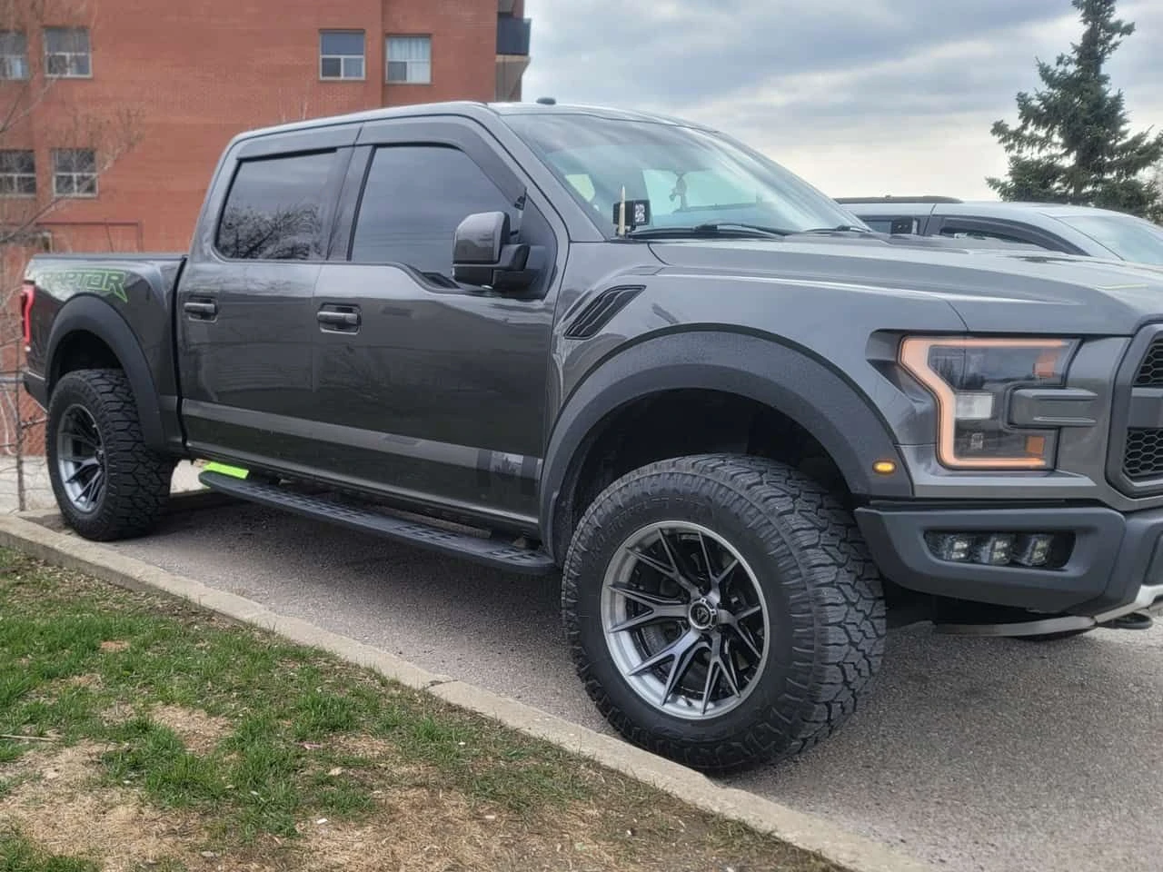 Ford F150 * Raptor * 360 КАМЕРА* ПОДГРЕВ* ОБДУХВАНЕ* , снимка 4 - Автомобили и джипове - 54454947
