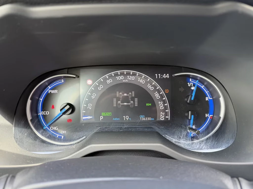 Toyota Rav4 LOUNGE/222HP/4X4/360/MEMO/LED/NAVI/KLESS/470q, снимка 11 - Автомобили и джипове - 55122125