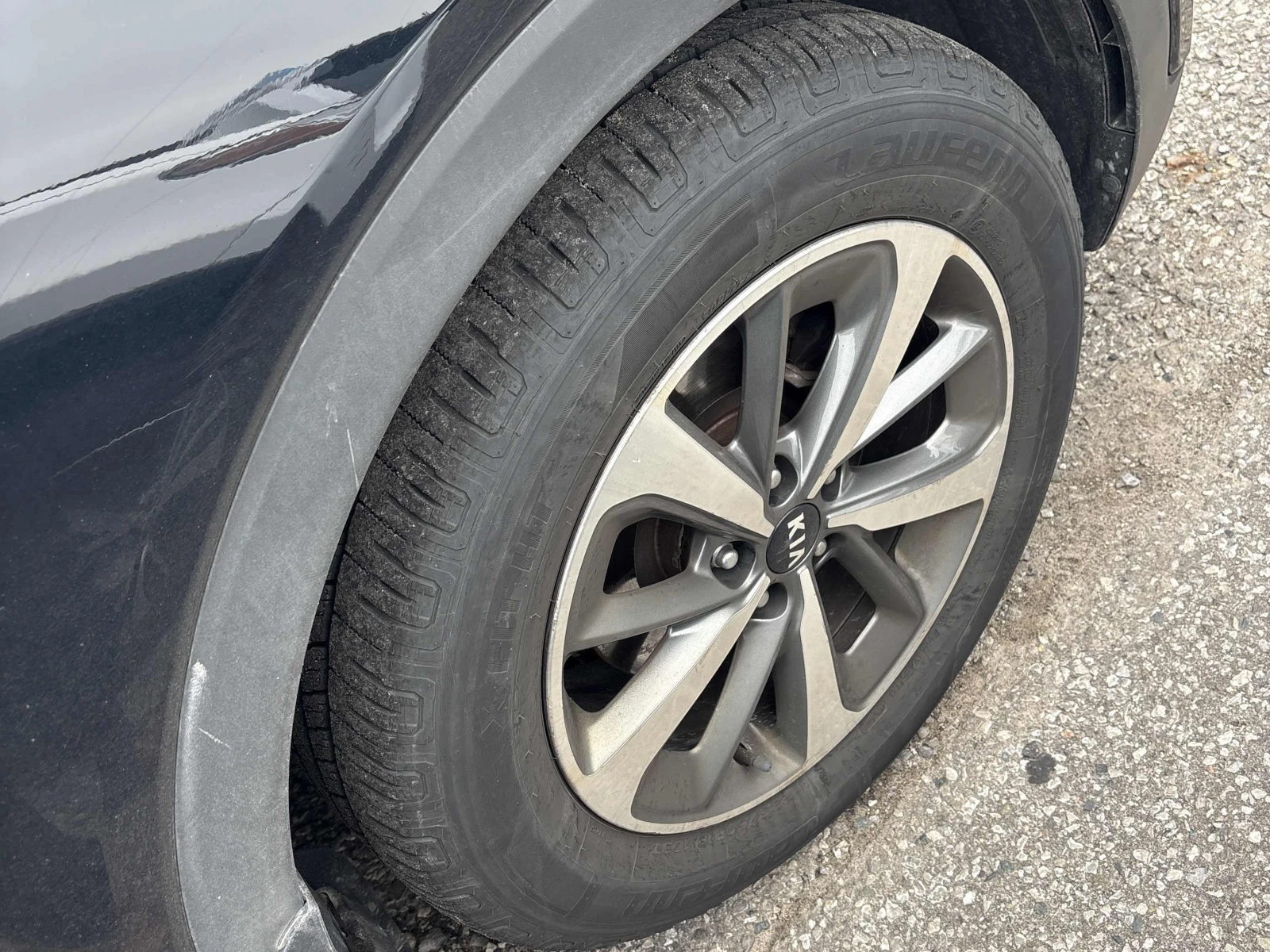 Kia Sorento, снимка 7 - Автомобили и джипове - 55690322