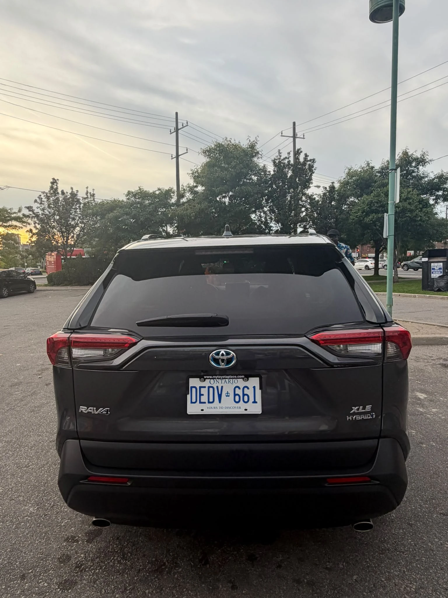 Toyota Rav4 * Hybrid XLE * CARFAX * ОПЦИЯ ЗА ФИНАНСИРАНЕ , снимка 4 - Автомобили и джипове - 56008144