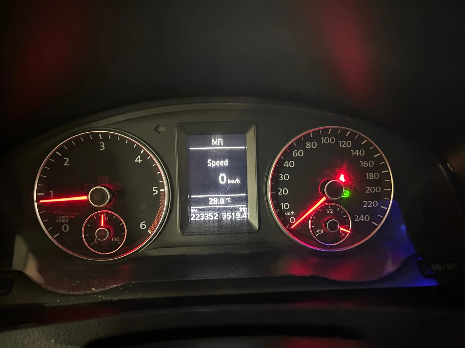 VW T5 T5.1/2.0TDI Bi Turbo, снимка 15 - Бусове и автобуси - 55673789