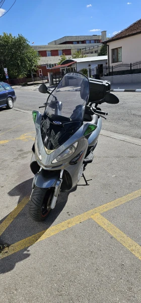     Malaguti Madison 250RS