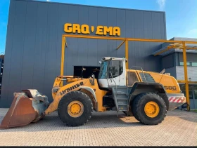 Челен товарач Liebherr L 586, снимка 1
