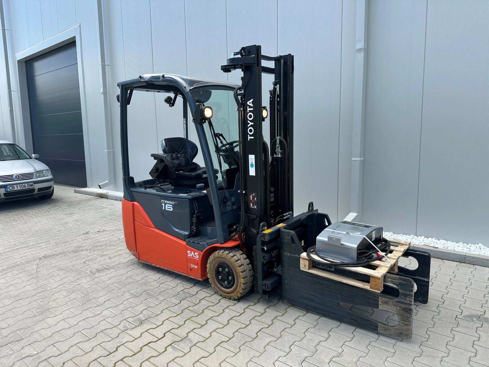 Електрокар Toyota 8FBЕ16T, снимка 4 - Индустриална техника - 54564635