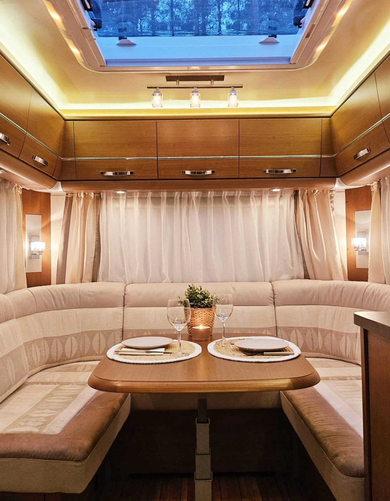 Каравана Knaus  - изображение 2