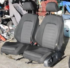 ПРЕДНИ ЕЛ. СЕДАЛКИ ЗА ГОЛФ 5 , снимка 1