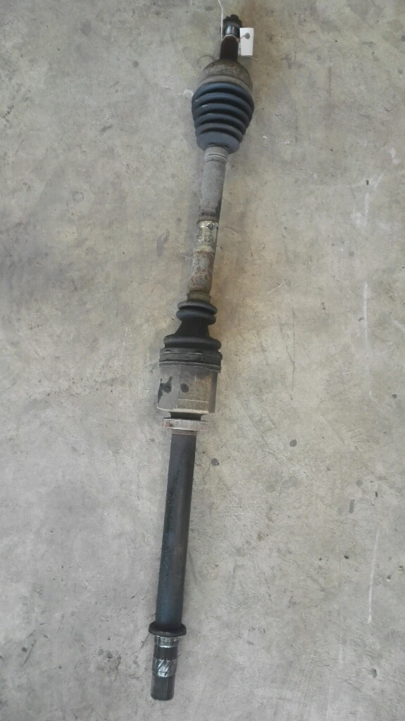 полуоска предна дясна Рено Меган 1.9дци