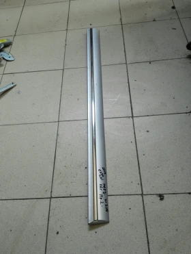 лайсна врата предна лява Мерцедес Е270 W210 cdi