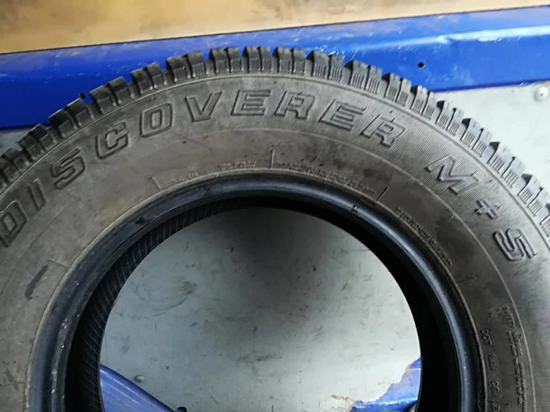 Гуми Летни 225/75R16, снимка 4 - Гуми и джанти - 20889793