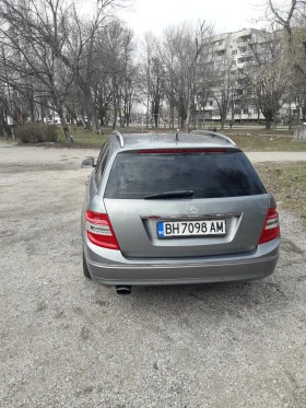 Mercedes-Benz C 220, снимка 3