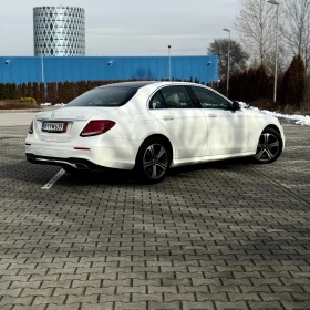 Mercedes-Benz E 300 4M* AMG* Wide* Burm* Distr* 360* HUD* Пано* Подгре, снимка 4
