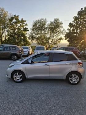 Toyota Yaris 1.3i * 99кс * Face * Navi, снимка 6