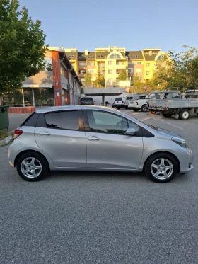 Toyota Yaris 1.3i * 99кс * Face * Navi, снимка 4