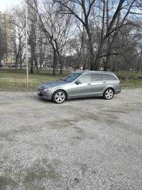     Mercedes-Benz C 220