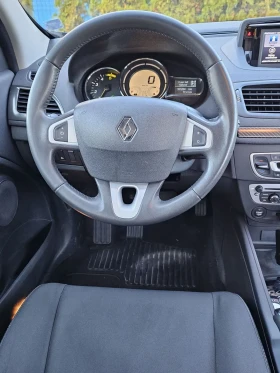 Renault Megane 1.5dci Автоматик/Навигация/ Напълно обслужена , снимка 12