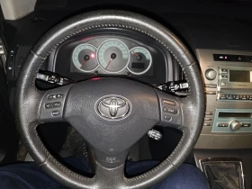 Toyota Corolla verso, снимка 13