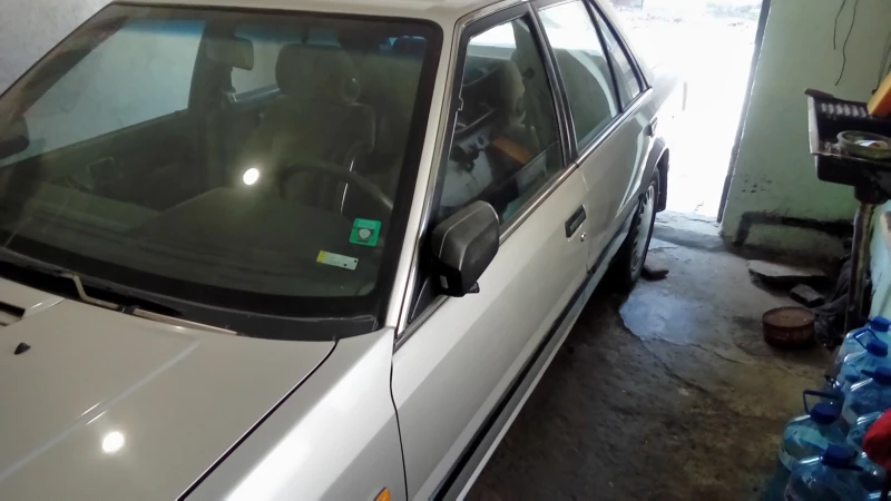 Nissan Bluebird 1, 6  SLX  Benzin  LPG   Т 12 5 скорости , снимка 5 - Автомобили и джипове - 43448597