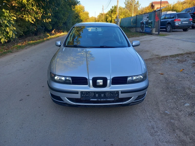 Seat Leon 1.6i, снимка 2 - Автомобили и джипове - 47695713