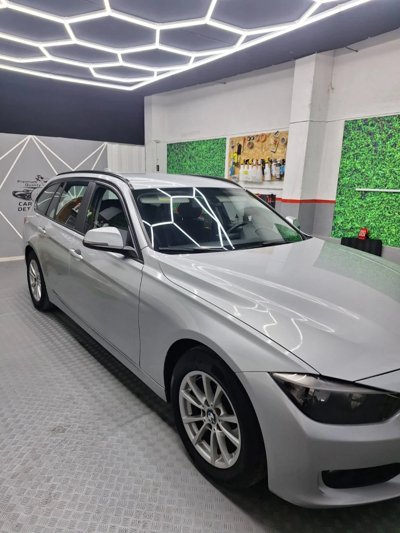 BMW 320 * ЛИЗИНГ* Перфектно състояние 318D, снимка 4 - Автомобили и джипове - 48072667