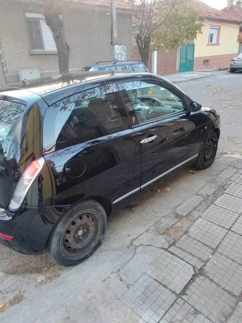 Lancia Ypsilon, снимка 4 - Автомобили и джипове - 48223330