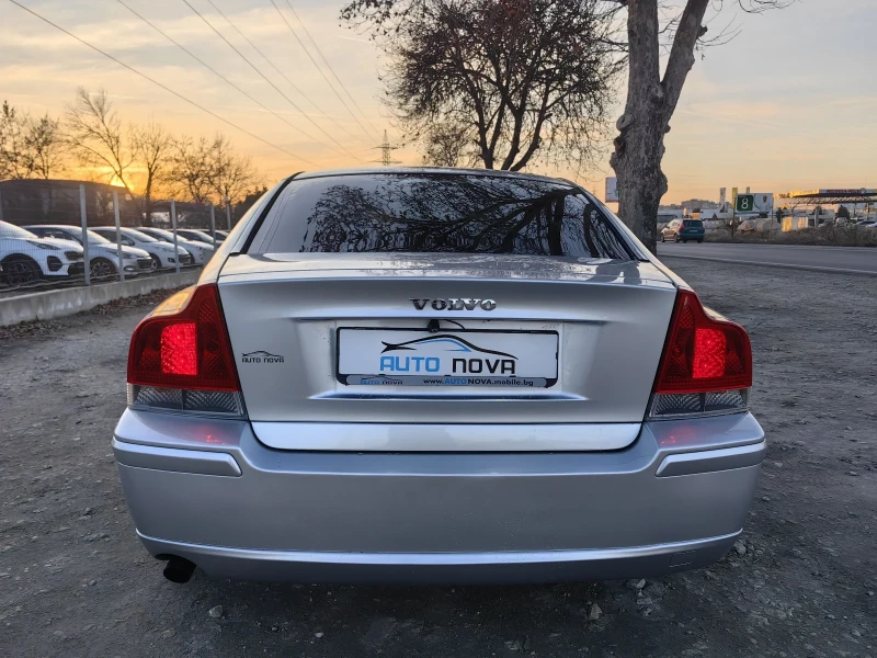 Volvo S60 2.4 ДИЗЕЛ 163 К.С. ! УНИКАЛНО СЪСТОЯНИЕ! КАТО НОВА, снимка 6 - Автомобили и джипове - 48854541