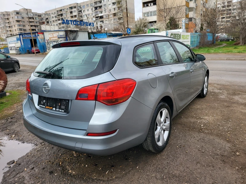 Opel Astra 1.6i Автомат, ГАЗ, снимка 8 - Автомобили и джипове - 52737397